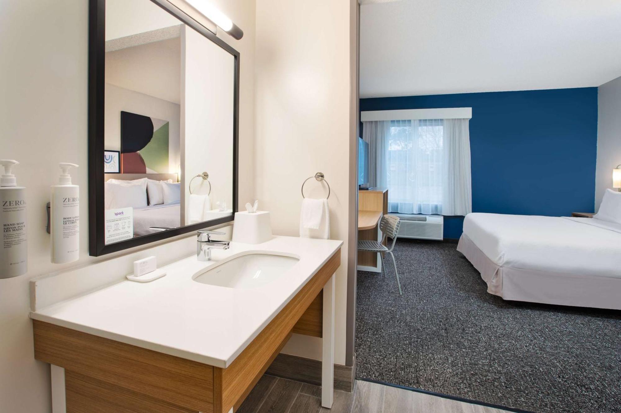 Spark By Hilton Walker Grand Rapids North Eksteriør billede